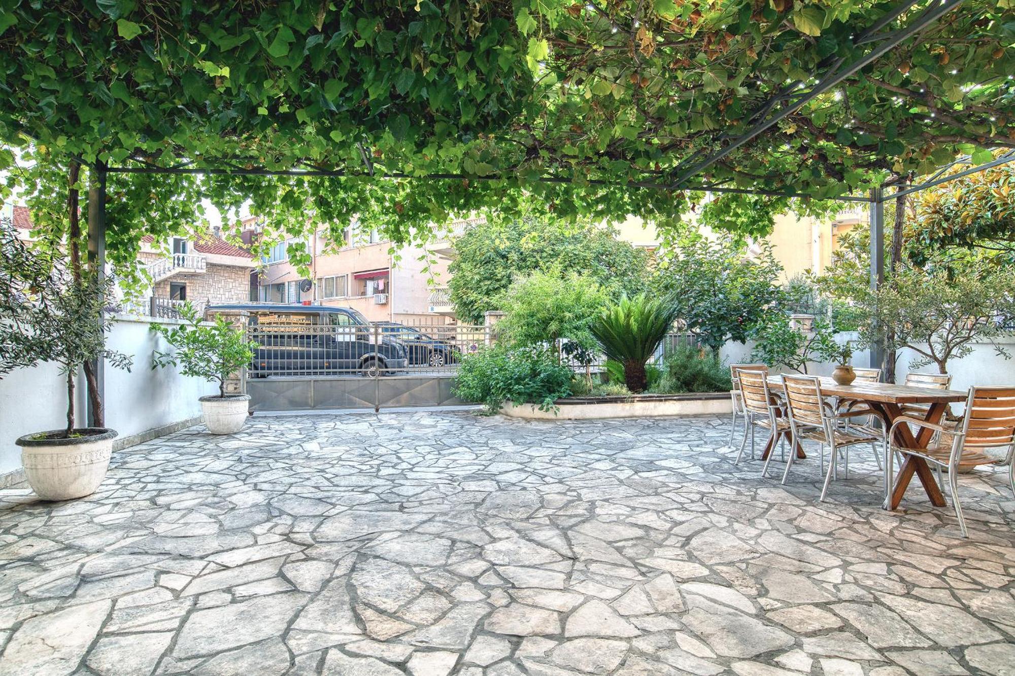 Sun Guest House Budva Exterior photo